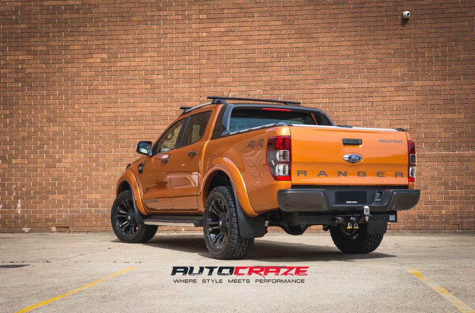 FORD-RANGER-VAPOR-BLACK-MACHINED-WITH-DARK-TINT-8